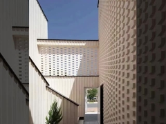 Wysoko wytrzymałe cegły z gliny, ściana z perforowanej cegły do wkładu Rozmiar 500 x 90 x 40 mm